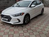 Hyundai Elantra 2018 года за 7 600 000 тг. в Алматы – фото 2