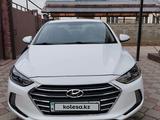 Hyundai Elantra 2018 года за 7 600 000 тг. в Алматы