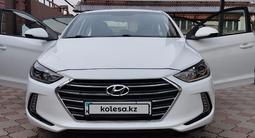 Hyundai Elantra 2018 года за 7 600 000 тг. в Алматы – фото 3