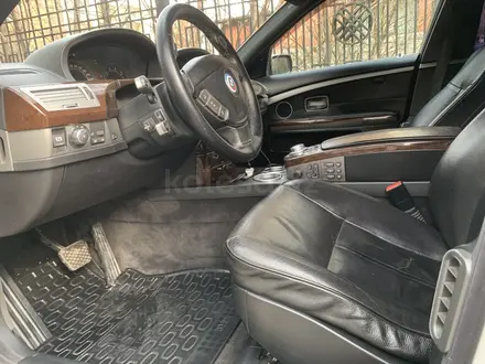 BMW 750 2006 года за 5 500 000 тг. в Алматы – фото 9