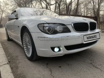 BMW 750 2006 года за 5 500 000 тг. в Алматы – фото 8