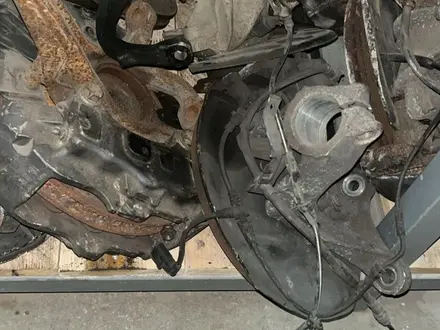 Поворотный кулак (цапфа) VAG Skoda Volkswagen за 20 000 тг. в Алматы – фото 4
