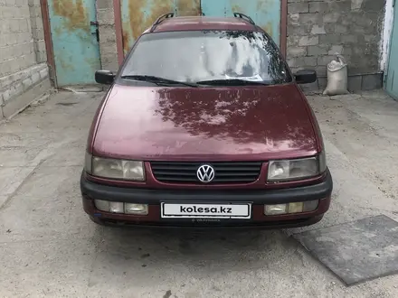 Volkswagen Passat 1994 года за 1 600 000 тг. в Тараз – фото 2