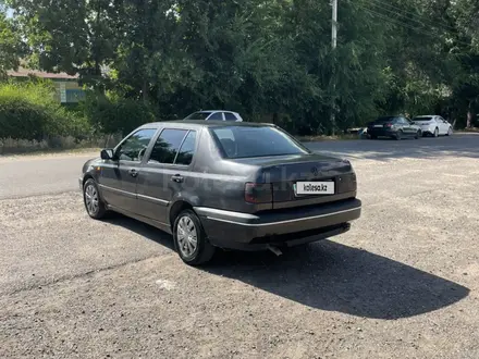 Volkswagen Vento 1992 года за 790 000 тг. в Алматы – фото 12