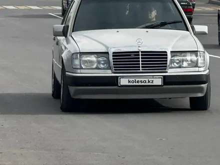 Mercedes-Benz E 230 1991 года за 1 350 000 тг. в Алматы – фото 9