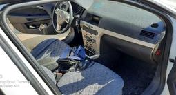 Opel Astra 2008 года за 2 600 000 тг. в Актобе – фото 5