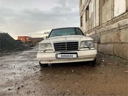 Mercedes-Benz E 220 1994 года за 2 500 000 тг. в Павлодар – фото 11