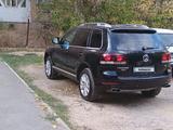 Volkswagen Touareg 2007 года за 6 300 000 тг. в Алматы