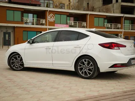 Hyundai Elantra 2020 года за 6 200 000 тг. в Актау – фото 3