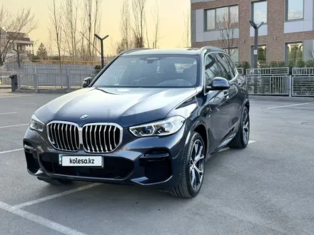 BMW X5 2022 года за 59 000 000 тг. в Алматы – фото 4