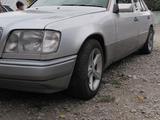 Mercedes-Benz E 280 1994 годаfor3 500 000 тг. в Шымкент