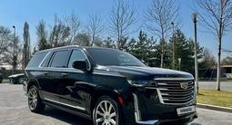 Cadillac Escalade Premium Luxury Platinum ESV 2022 года за 83 500 000 тг. в Шымкент – фото 3