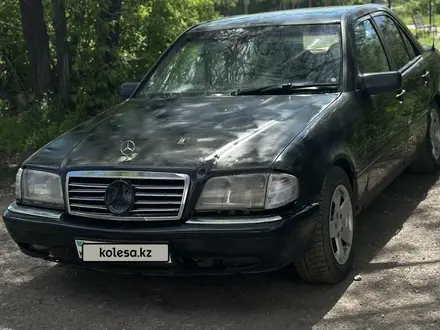 Mercedes-Benz C 200 1995 года за 1 100 000 тг. в Караганда