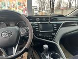 Toyota Camry 2018 года за 12 000 000 тг. в Алматы – фото 4