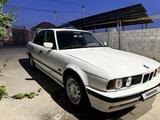 BMW 525 1993 года за 1 800 000 тг. в Шымкент – фото 2