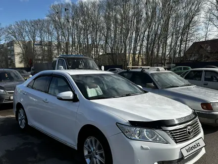 Toyota Camry 2014 года за 10 500 000 тг. в Караганда – фото 16