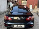 Volkswagen Passat CC 2009 годаүшін3 500 000 тг. в Алматы – фото 2
