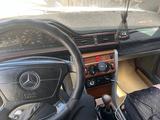 Mercedes-Benz E 220 1994 года за 1 450 000 тг. в Сатпаев – фото 5
