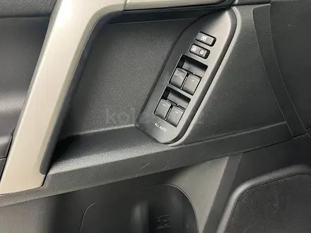 Toyota Land Cruiser Prado 2021 года за 23 000 000 тг. в Алматы – фото 16