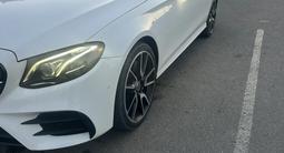 Mercedes-Benz E 43 AMG 2017 годаүшін23 568 565 тг. в Актау – фото 3