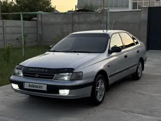 Toyota Carina E