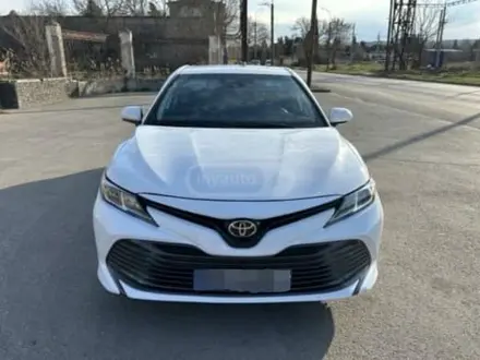 Toyota Camry 2020 года за 9 700 000 тг. в Алматы