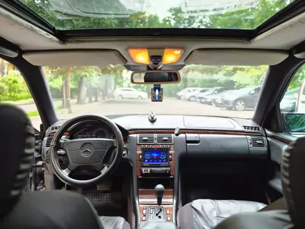 Mercedes-Benz E 320 1997 года за 2 300 000 тг. в Алматы – фото 9