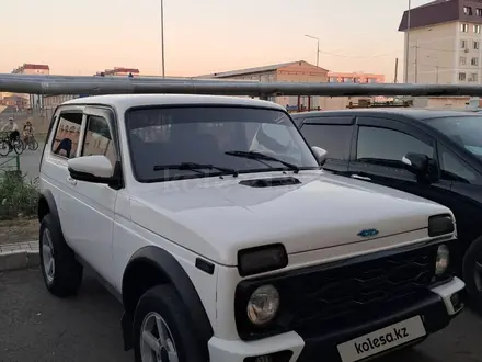 ВАЗ (Lada) Lada 2121 2014 года за 2 500 000 тг. в Атырау – фото 6