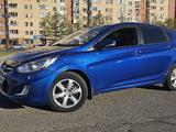 Hyundai Solaris 2012 года за 4 200 000 тг. в Астана – фото 2