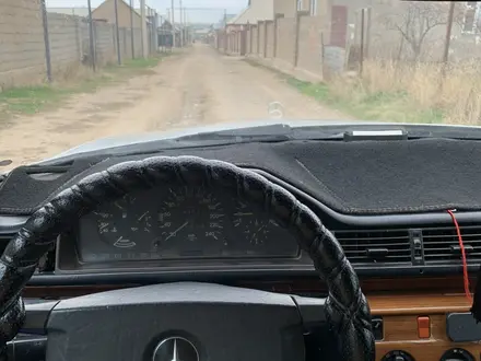 Mercedes-Benz E 230 1989 года за 500 000 тг. в Шымкент – фото 26