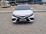 Toyota Camry 2022 годаүшін15 000 000 тг. в Атырау