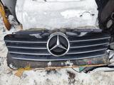 Решетка радиатора Mercedes Benz Vaneo w414үшін55 000 тг. в Алматы