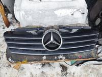 Решетка радиатора Mercedes Benz Vaneo w414for55 000 тг. в Алматы