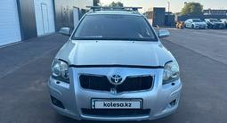 Toyota Avensis 2006 годаүшін2 408 000 тг. в Алматы – фото 2