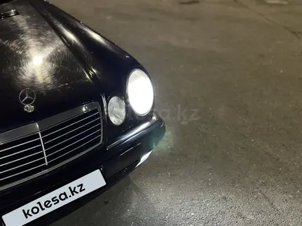 Mercedes-Benz E 230 1997 года за 3 500 000 тг. в Талдыкорган – фото 5