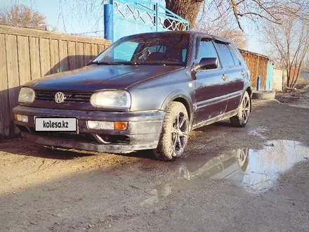 Volkswagen Golf 1992 года за 1 400 000 тг. в Семей – фото 2