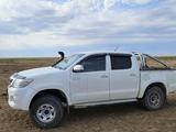 Toyota Hilux 2012 года за 9 000 000 тг. в Жанаозен – фото 5