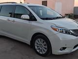 Toyota Sienna 2015 года за 9 150 000 тг. в Атырау – фото 2