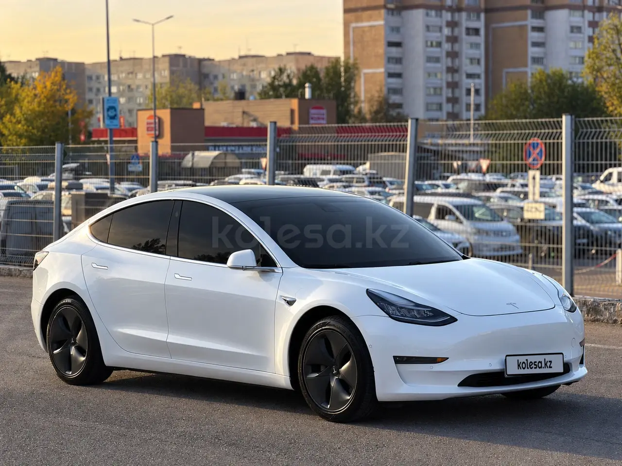 Tesla Model 3, 2019