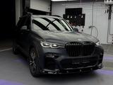 BMW X7 2022 года за 51 500 000 тг. в Алматы – фото 2