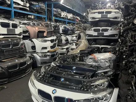 Бампера перед зад BMW за 5 000 тг. в Алматы – фото 3
