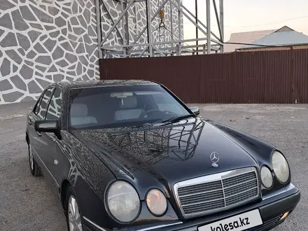 Mercedes-Benz E 280 1997 года за 3 950 000 тг. в Туркестан – фото 21