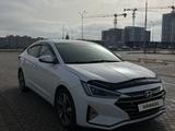Hyundai Elantra 2019 года за 7 700 000 тг. в Астана – фото 2