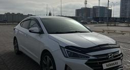 Hyundai Elantra 2019 года за 8 200 000 тг. в Астана – фото 2