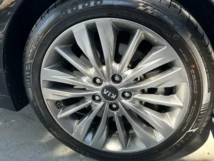 Kia K5 2018 года за 9 300 000 тг. в Алматы – фото 26