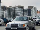 Mercedes-Benz E 230 1992 года за 3 000 000 тг. в Астана – фото 2