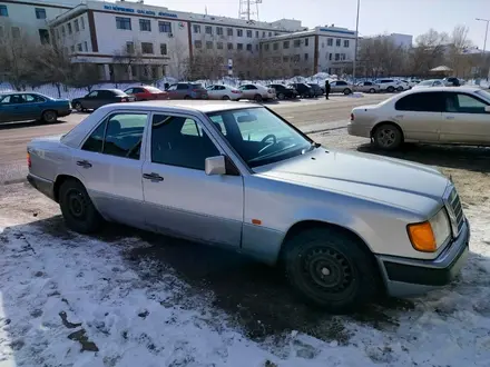 Mercedes-Benz E 230 1992 года за 2 800 000 тг. в Астана – фото 9