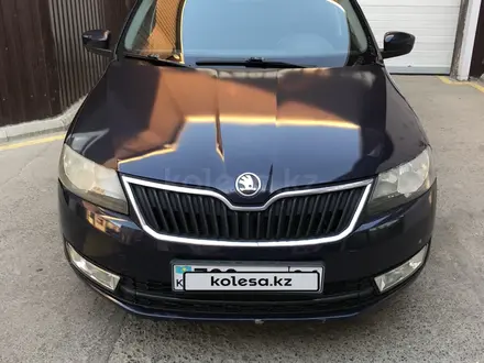 Skoda Rapid 2015 года за 5 200 000 тг. в Атырау