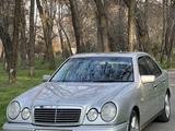 Mercedes-Benz E 280 1999 годаүшін3 300 000 тг. в Тараз