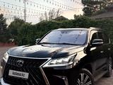Lexus LX 570 2017 года за 41 000 000 тг. в Алматы – фото 2